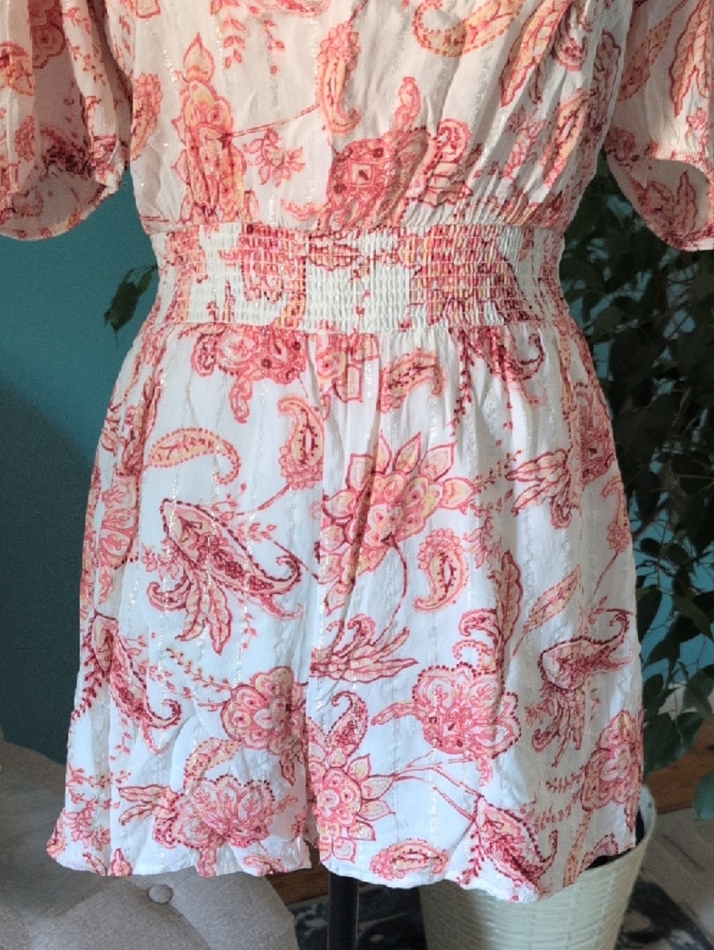 Express White-Light Cream Romper with Coral Pink Floral Print🪷 - Picture 4 of 12